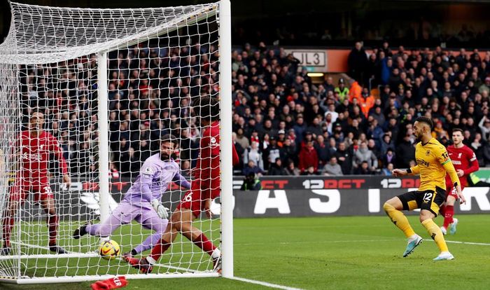 Liverpool nhận bàn thua ngay phút thứ 6