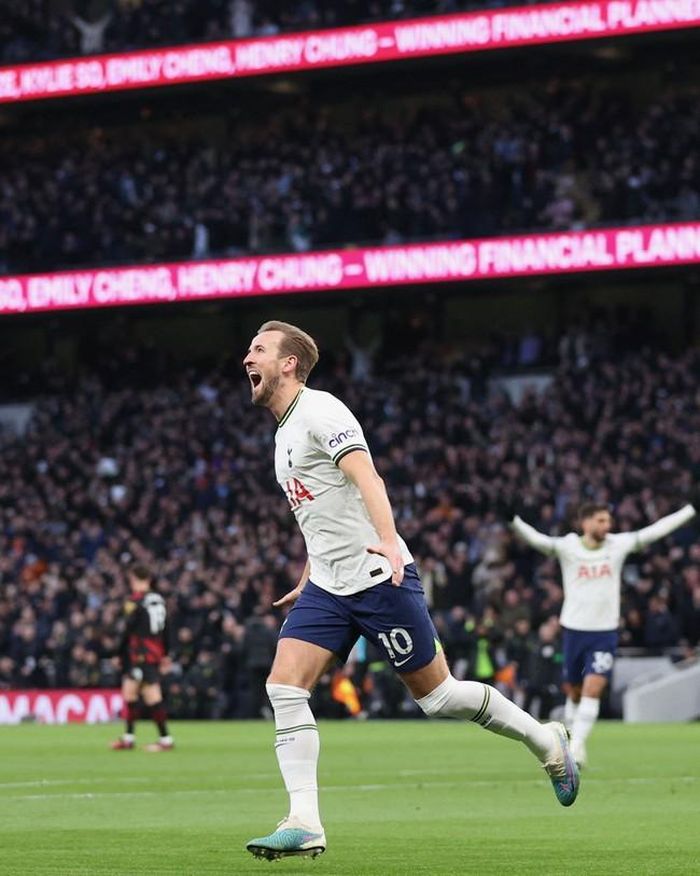 Kane cán mốc 267 bàn thắng cho Tottenham trong trận đấu trước Man City