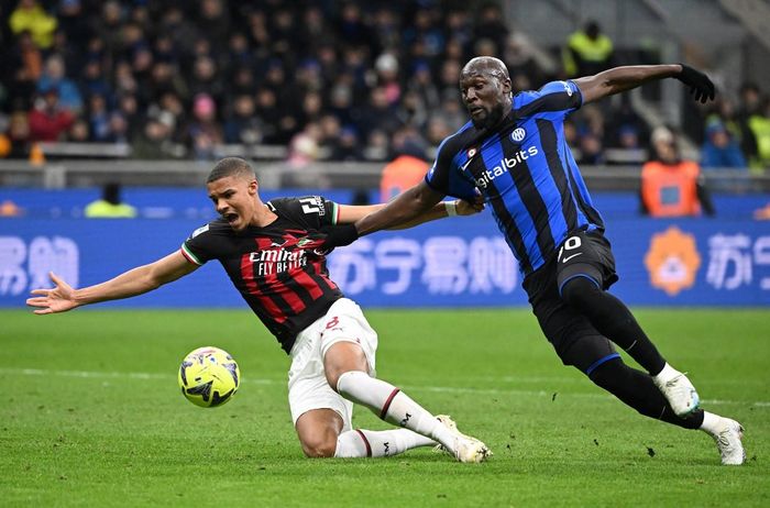 Lukaku bỏ lỡ cơ hội khá ngon ăn trong hiệp hai