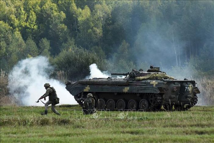 Binh sĩ Ukraine tham gia cuộc tập trận quốc tế "Rapid Trident" tại thành phố miền Tây Lviv. Ảnh minh họa: AFP/TTXVN