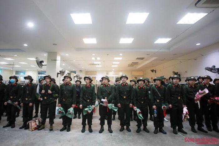 Sau khi hoàn thành khóa huấn luyện, chiến sĩ mới sẽ được phân công về các đơn vị, địa phương để thực hiện các nhiệm vụ tham gia bảo vệ ANTT theo quy định.