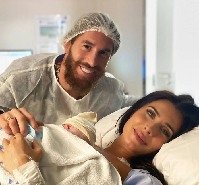  Ramos bên vợ khi cô sinh cậu con trai đầu lòng Sergio Ramos Jr 