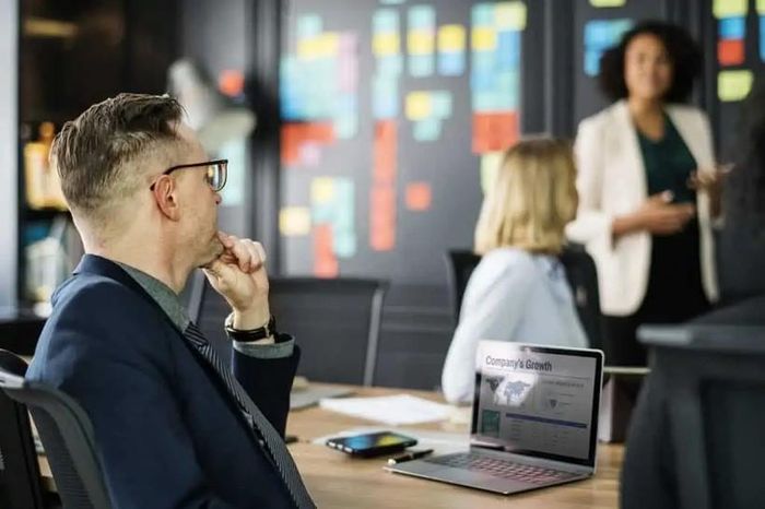 Anh ấy nói rằng tình bạn của họ hoàn toàn trong sáng và anh ấy cảm thấy như tôi không tin tưởng anh ấy. (Ảnh: ITN).
