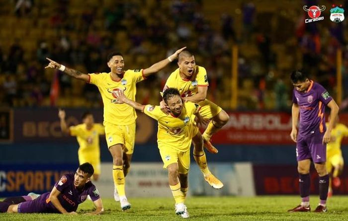 Ngọc Quang ghi bàn nhưng HAGL không thể chiến thắng B.Bình Dương ở vòng 2. Ảnh: HAGL FC