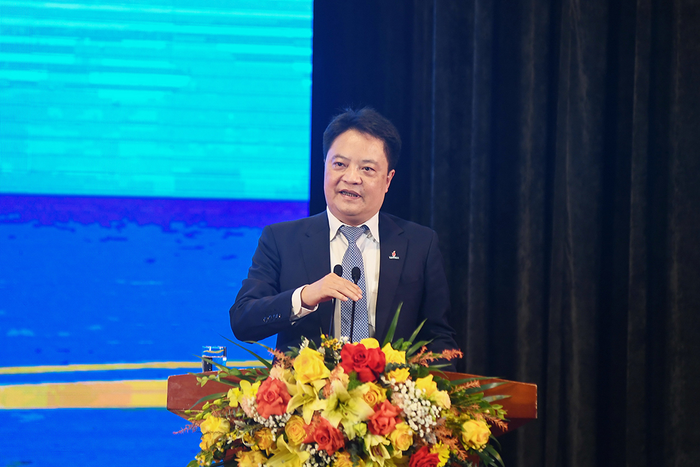 Tổng giám đốc PV GAS Hoàng Văn Quang báo cáo tập đoàn về các thành tích 2022, trong đó có công tác thực hành tiết kiệm của PV GAS.