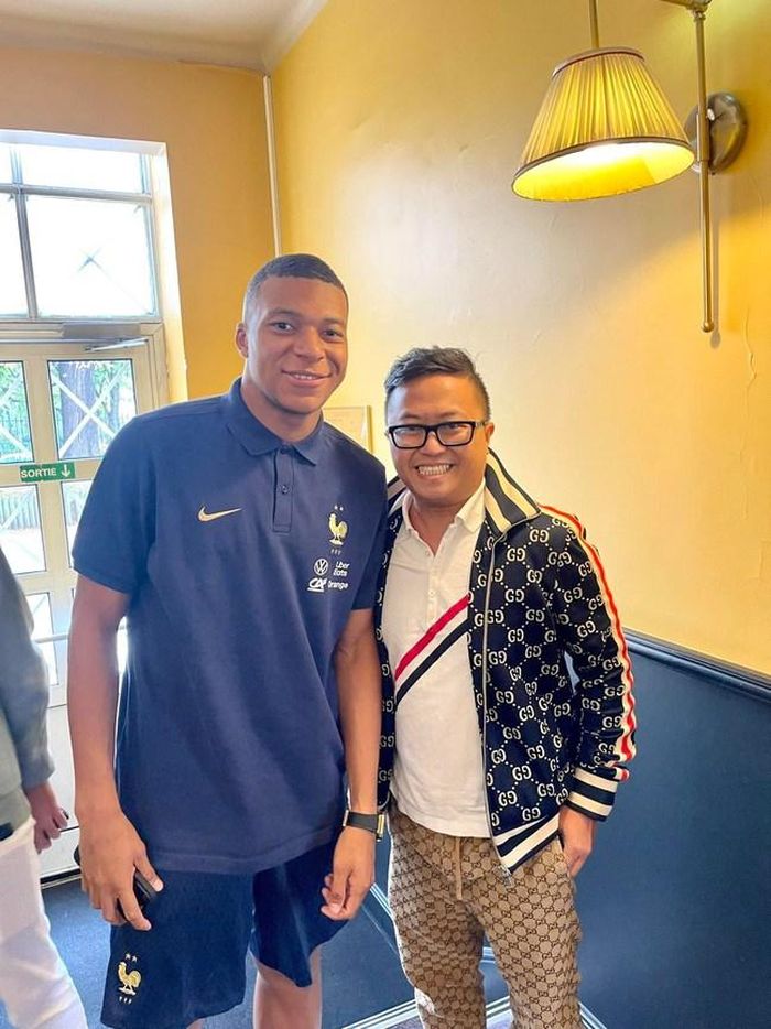 Doanh nhân Phạm Ngọc Quốc Cường và Kylian Mbappe