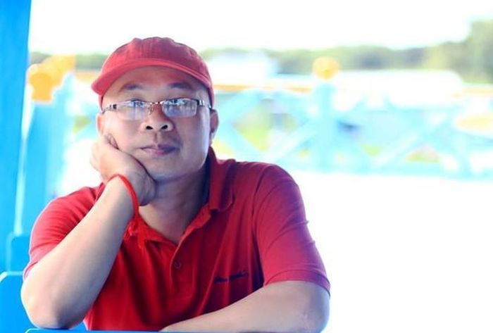 Tác giả: Phạm Tuyên