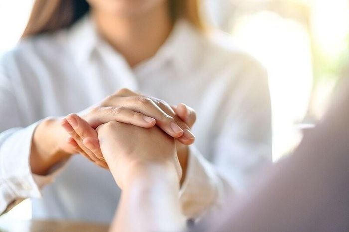 Bước đầu tiên để yêu bản thân là học cách tha thứ cho chính mình.