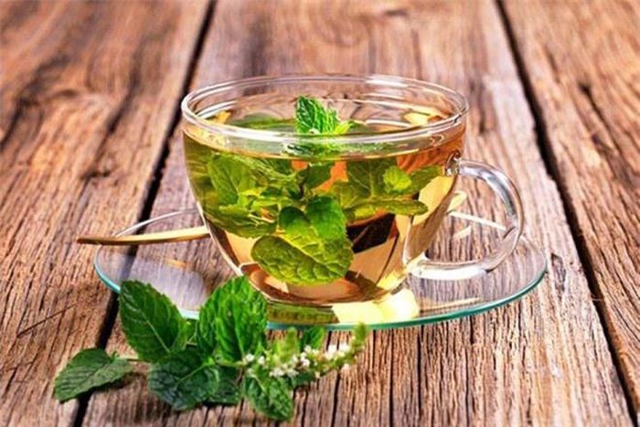 Trà bạc hà làm tăng tốc độ trao đổi chất, do đó giúp cắt giảm lượng mỡ dư thừa. Nguồn ảnh: Internet