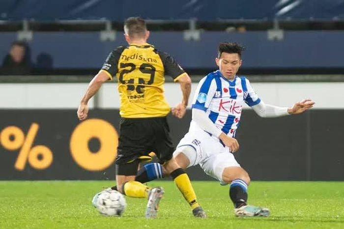 Văn Hậu cũng không thể cạnh tranh được vị trí ở SC Heerenveen.