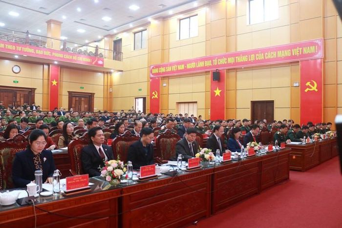 Các đại biểu dự hội nghị. 