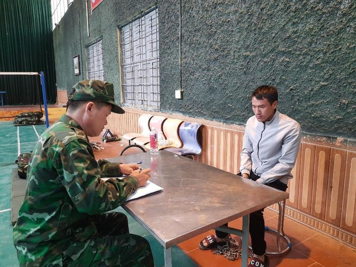 Đối tượng Chu Văn Hiệp trong quá trình lấy lời khai