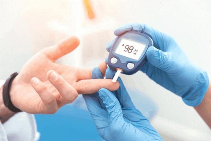 Kiểm soát tốt đường huyết ngay từ khi mới bị đái tháo đường giúp ngăn ngừa các biến chứng.