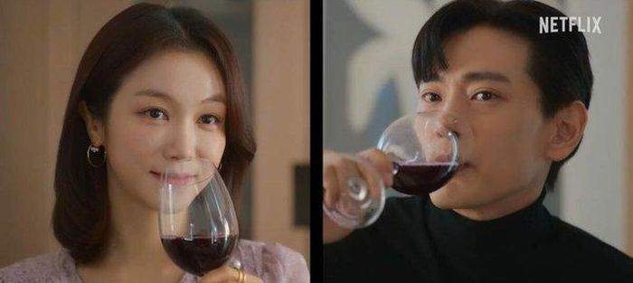 Bộ phim được đạo diễn bởi Kim Jeong Kwon, người đã hợp tác với biên kịch Choi Soo Young