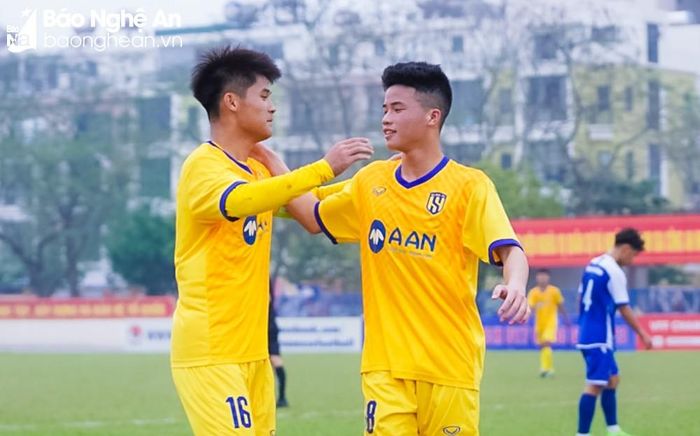 Vào sân ở hiệp 2, nhưng Lê Đình Long Vũ đã để lại dấu ấn với 1 bàn thắng và 2 pha kiến tạo. Ảnh: Sỹ Hiếu