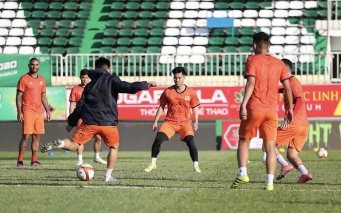 CLB Công Anh Hà Nội đã thua 2 trận liên tiếp trước CLB Hà Nội và Viettel. Tân binh V.League 2023 muốn có điểm trước HAGL vào ngày mai. Ảnh: Anh Đồng