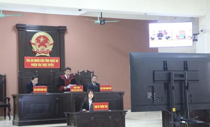 Toàn cảnh phiên tòa xét xử trực tuyến