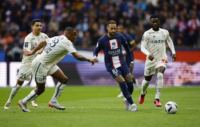 PSG tiếp đón Lille ở vòng 24 với bộ 3 tấn công Messi - Neymar - Mbappe