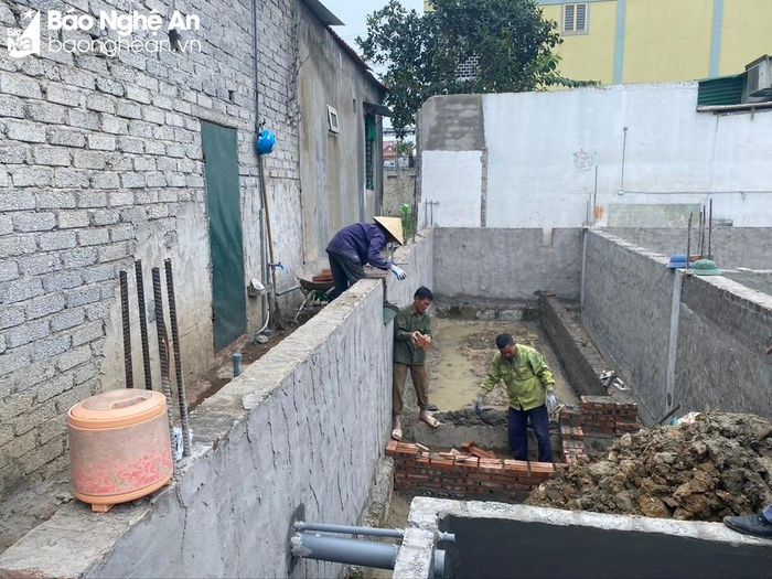 Thời điểm này các chủ thầu "đỏ mắt" tìm thợ xây dựng ở Diễn Châu. Ảnh: Văn Trường