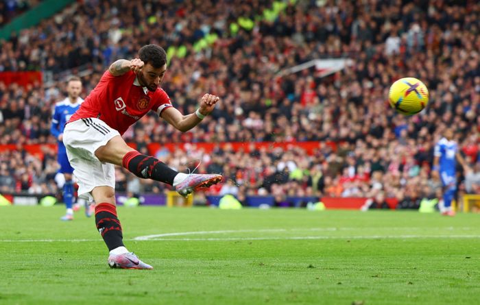  Không chỉ có De Gea, Rashford, đội trưởng Bruno Fernandes cũng có ngày thi đấu đầy hiệu quả với cú đúp kiến tạo. Kể từ khi gia nhập MU từ tháng 2/2020, Bruno đã đá chính 150 trận cho MU, thành tích không cầu thủ nào trong top 5 giải VĐQG hàng đầu châu Âu chạm đến. 