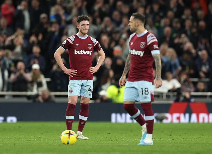 Nỗi thất vọng của các cầu thủ West Ham