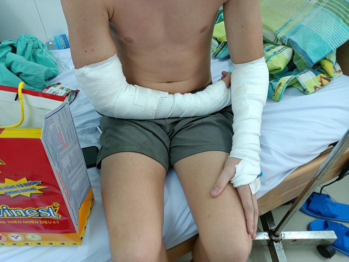 Hiện nay, sức khỏe du khách nước ngoài đã ổn định nhưng vẫn đang được tiếp tục theo dõi. Ảnh: M.C.