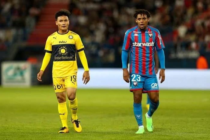 Quang Hải có khả năng rời Pau FC sau một mùa giải?