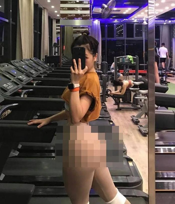 Thế nhưng, hội chị em vẫn lựa chọn đồ tập gym không đúng không gian, mục đích dẫn tới tranh cãi.
