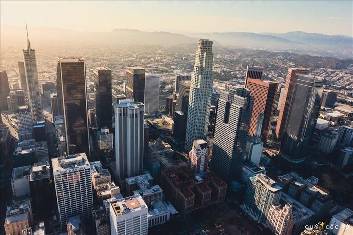 Los Angeles là thành phố lớn thứ 2 và có mật độ đô thị dày đặc nhất nước Mỹ. Nguồn: newgeography