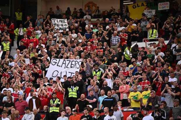 Các CĐV MU từng phản đối rất gắt nhà Glazer