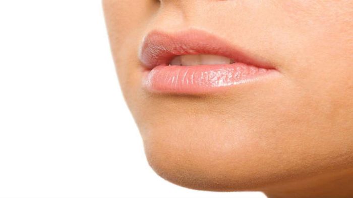 5. Nhân trung sâu và dài: Trong y học cổ truyền Trung Quốc, nhân trung còn liên quan đến sức khỏe, vận may và tuổi thọ của con người. 