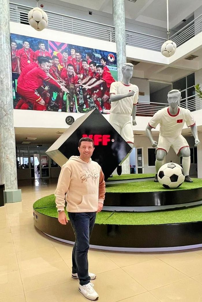 Michele Fersini chủ động xin Pau FC cho Quang Hải về đá ở AFF Cup 2022