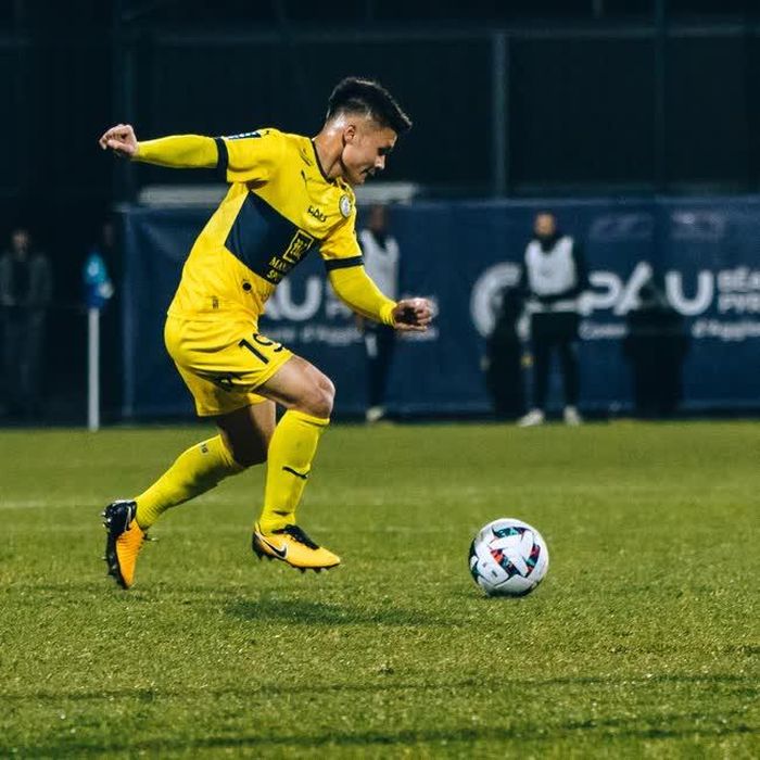 Cuộc đua trụ hạng không cho phép có nhiều đất diễn ở Pau FC.