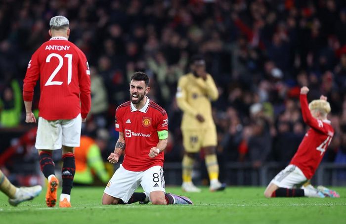 MU vừa xuất sắc đánh bại Barca ở Europa League