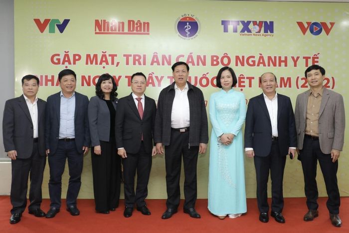 Các cơ quan báo chí chủ lực gặp mặt, tri ân cán bộ ngành y tế nhân Ngày Thầy thuốc Việt Nam 27/2.