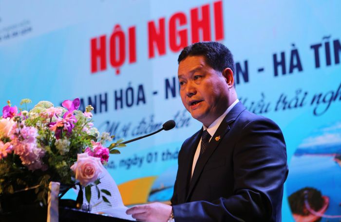  Ông Phạm Nguyên Hồng, Giám đốc Sở Văn hóa, Thể thao và Du lịch Thanh Hóa phát biểu tại hội nghị 