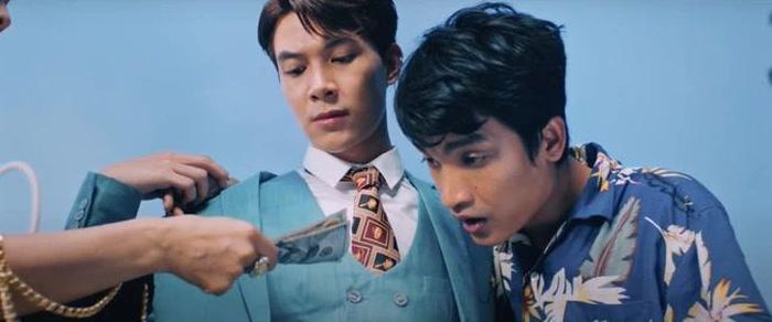 * Dù đã rất nghiêm túc và cố gắng trau dồi khả năng diễn xuất nhưng nếu vẫn bị nhận xét là nhạt nhòa, Anh Tú có buồn?
