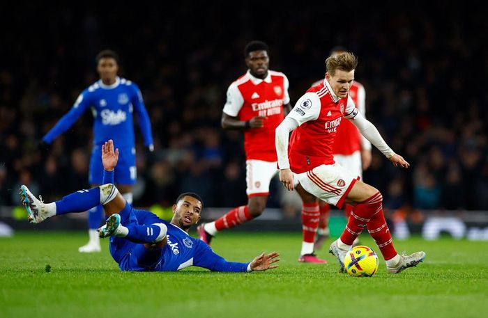 Everton lực bất tòng tâm