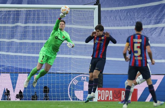 Các chân sút Real bất lực trong việc tìm được vào khung thành của Ter Stegen