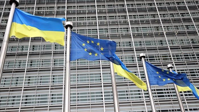 Theo tờ Politico, EU sẽ chuyển từ áp đặt các biện pháp trừng phạt mới đối với Nga sang thực thi các biện pháp hiện có. Ảnh: RT