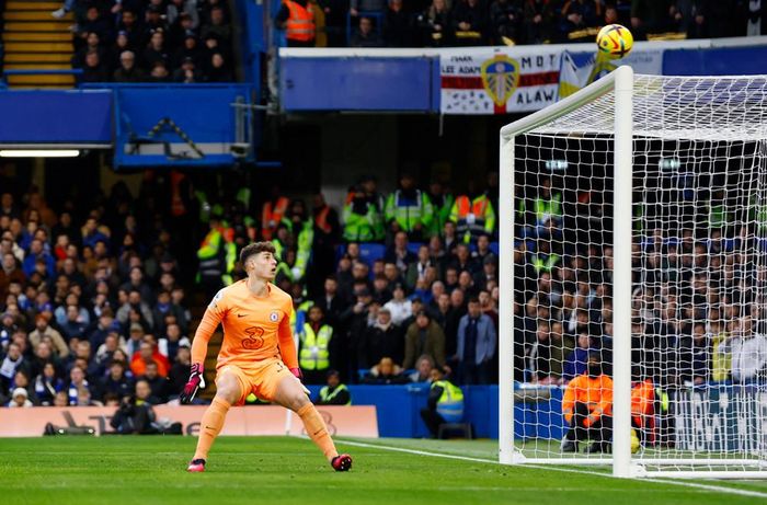 Leeds vùng lên cuối trận và tạo được vài tình huống nguy hiểm