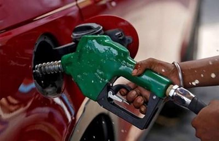 Giá xăng dầu vẫn sẽ tiếp tục biến động. Ảnh minh họa: Reuters