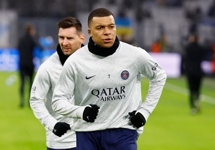 Messi ấn tượng với tài săn bàn của Mbappe ở chung kết World Cup 2022. Ảnh: Reuters.