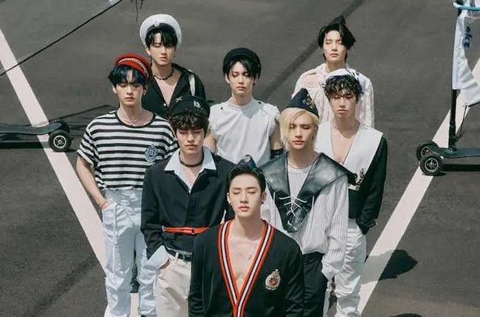 Stray Kids