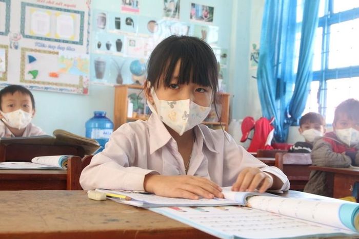 Học sinh của trường đa số là người dân tộc thiểu số.