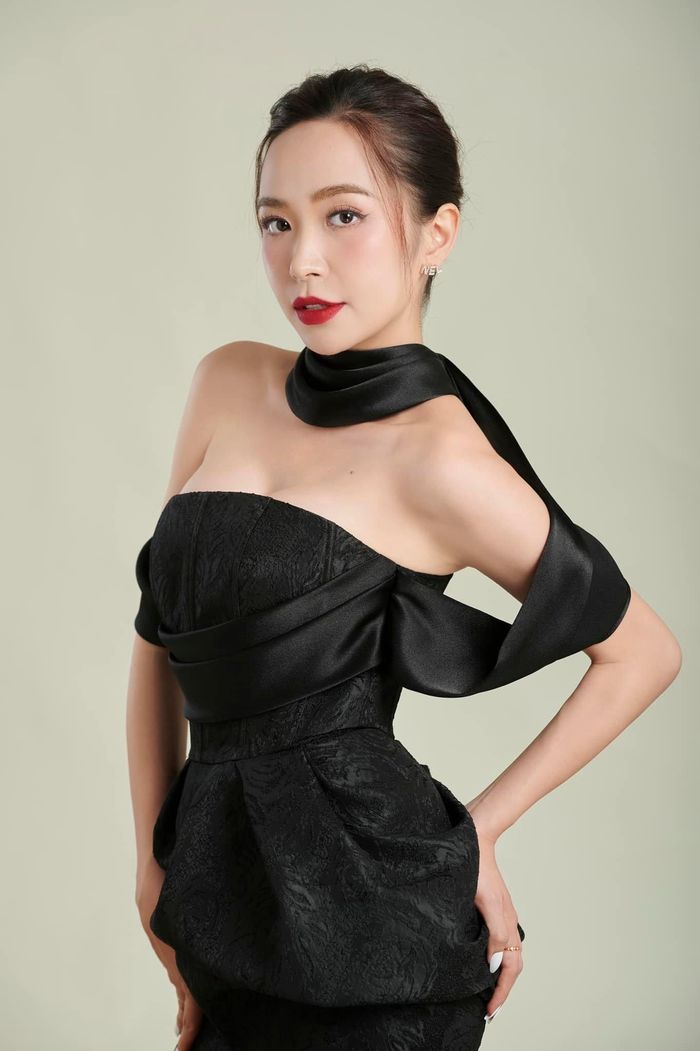 Kim Oanh muốn xây dựng hình ảnh nghệ sĩ đa năng.