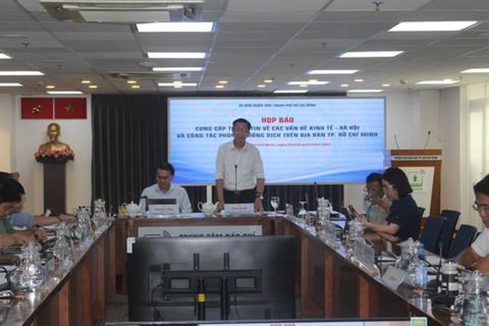 UBND TPHCM tổ chức họp báo cung cấp thông tin về các vấn đề kinh tế - xã hội và công tác phòng, chống dịch trên địa bàn TP