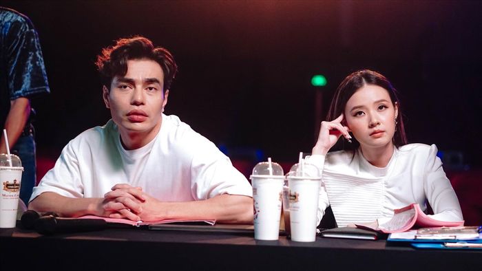  Kịch bản và diễn xuất tệ - hai yếu tố biến Khi ta hai lăm trở thành "thảm họa". 