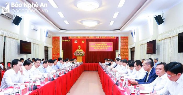  Toàn cảnh cuộc làm việc. Ảnh: Thành Duy 