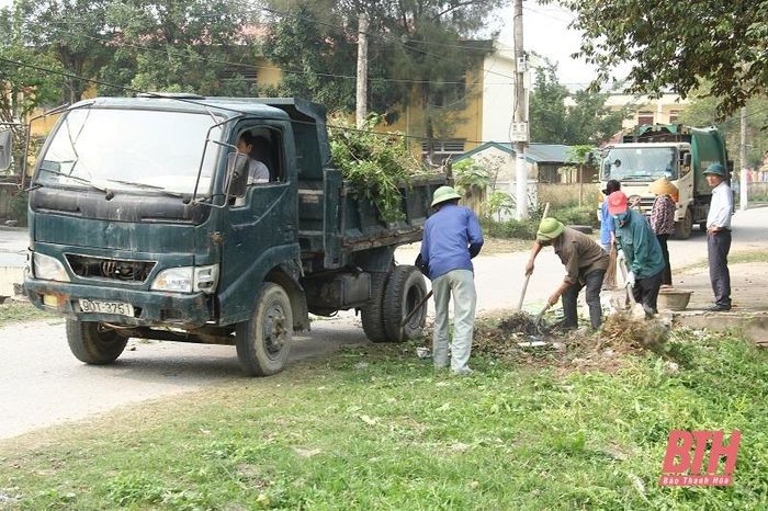 Rác thải được thu gom đổ đúng nơi quy định.